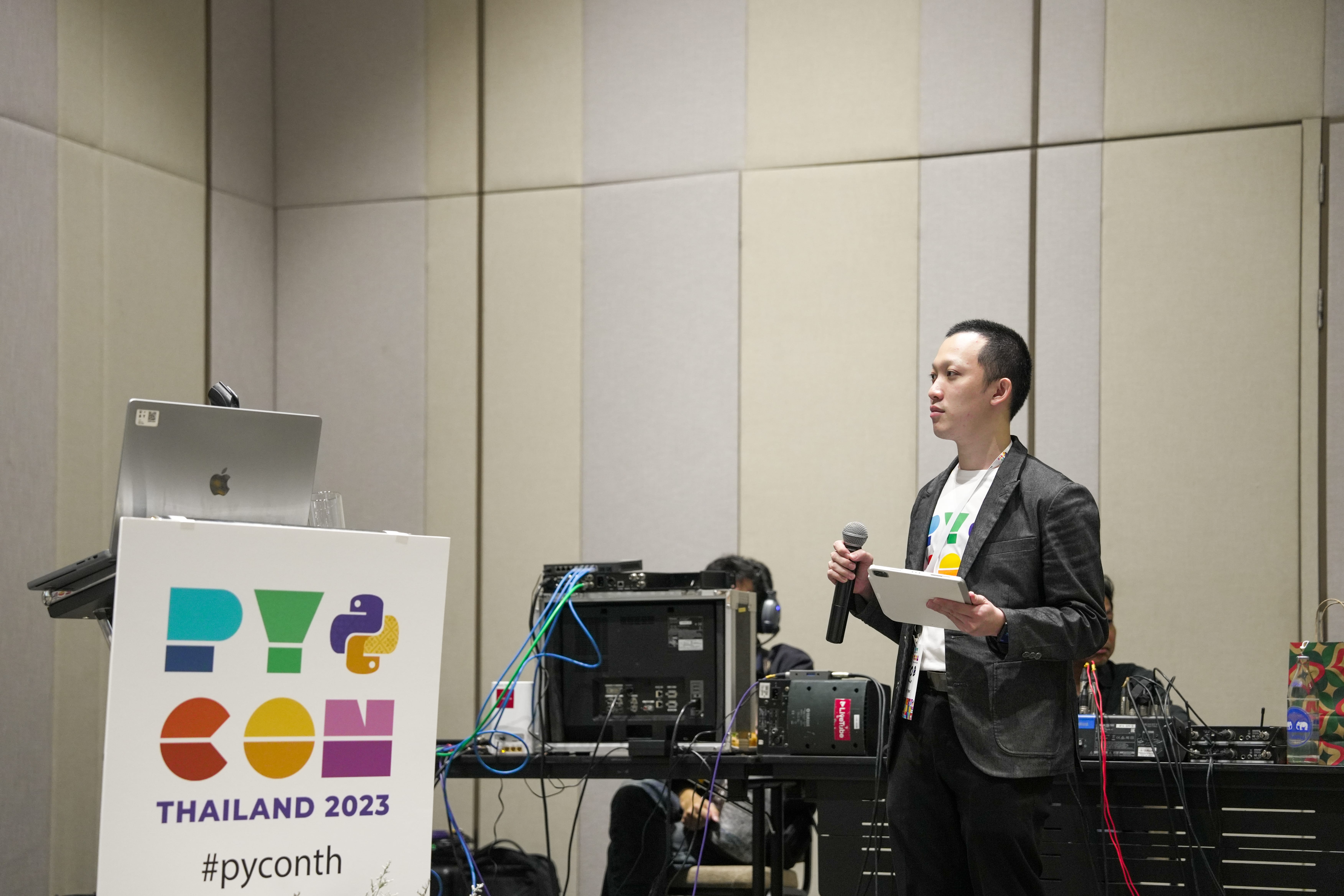 PyConTH 2023 - Job MC